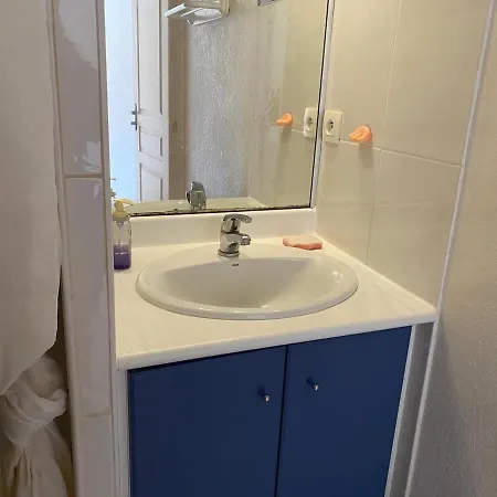 Alizea - 50m From The For 6 アパート