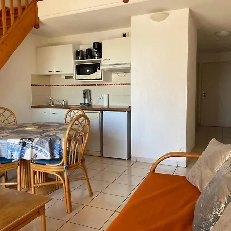 Alizea - 50m From The For 6 アパート *